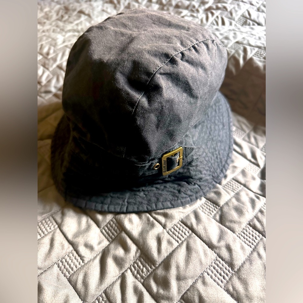 Barbour Black Bucket Hat with Buckle